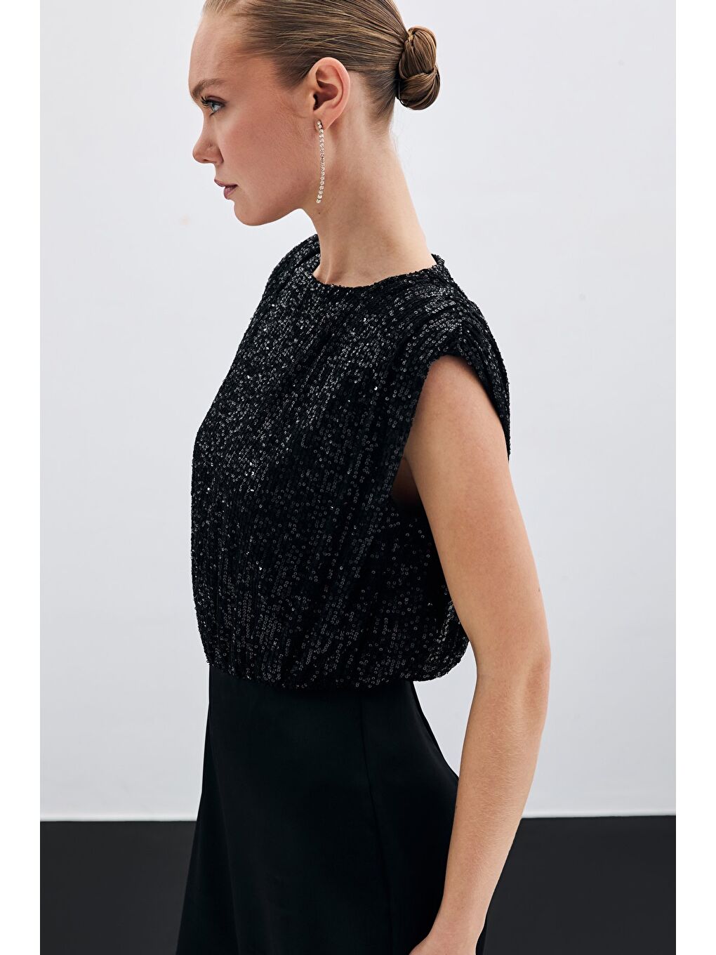 Payetli Saten Tulum - Siyah-5