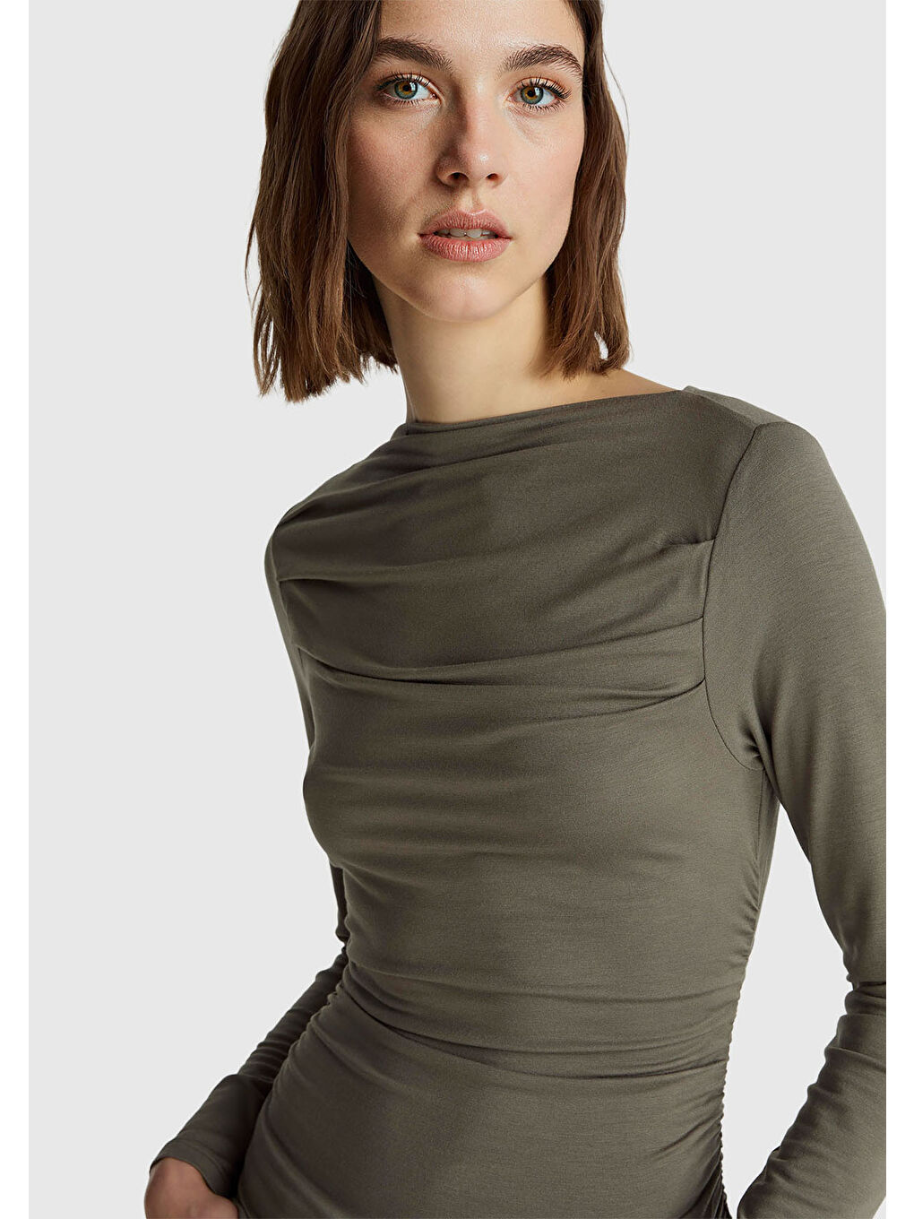 Kadın Haki Modal Karışımlı Slim Fit Kayık Yaka Uzun Kollu T-Shirt-5