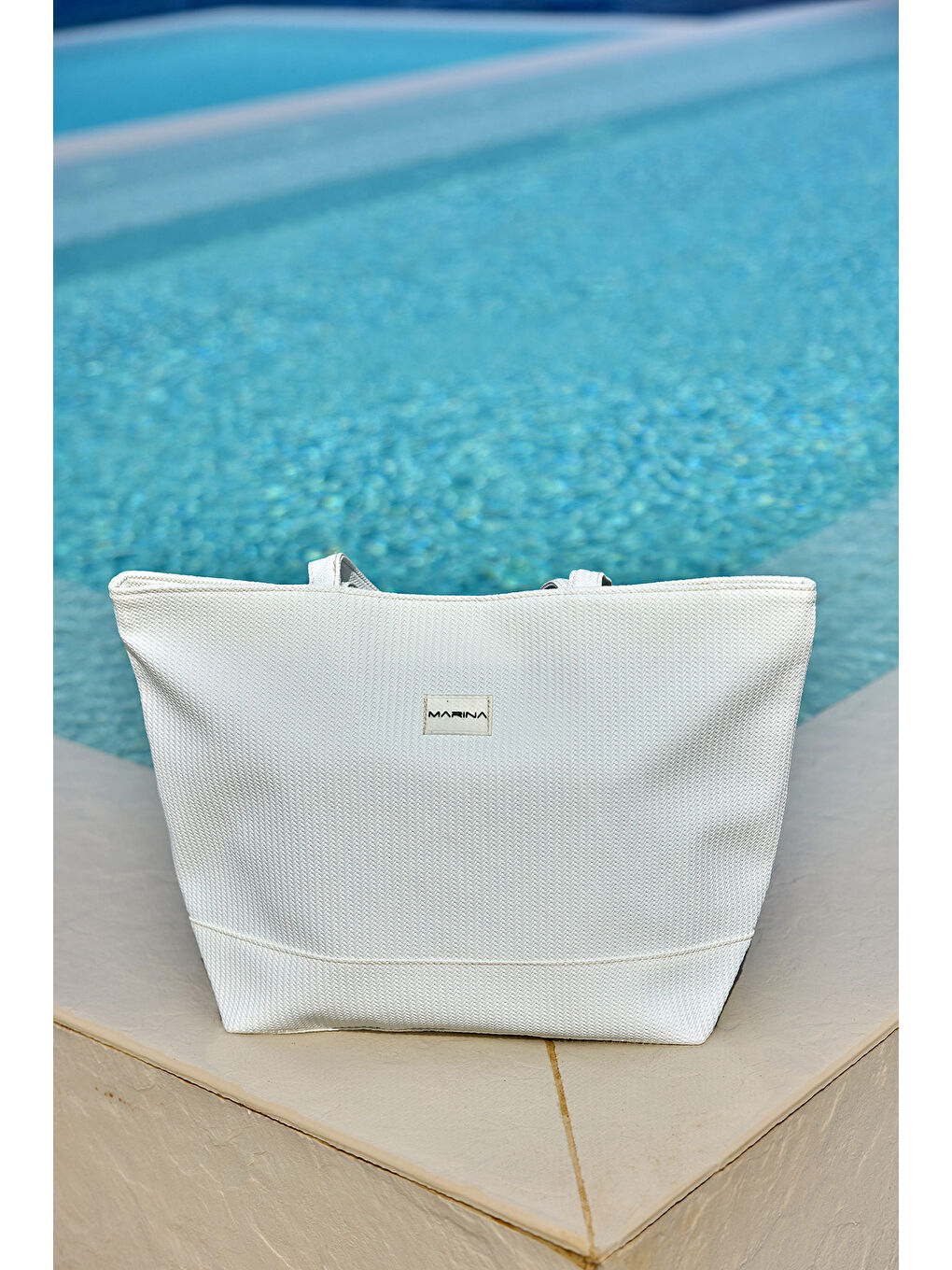 Beyaz Suni Deri Plaj Çantası Astarlı CA2502-2