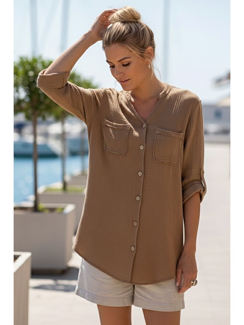 Kahverengi Açık Kahve Hakim Yaka Düğmeli 3/4 Kol Çift Cepli Arkası Fistolu Casual Müslin Dokuma Gömlek 74 65-3