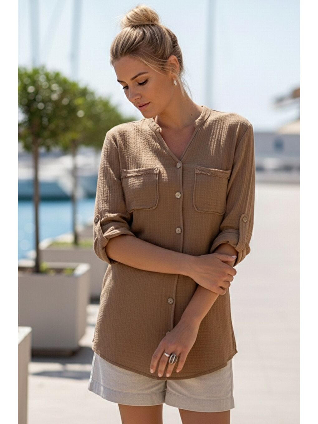 Kahverengi Açık Kahve Hakim Yaka Düğmeli 3/4 Kol Çift Cepli Arkası Fistolu Casual Müslin Dokuma Gömlek 74 65-4