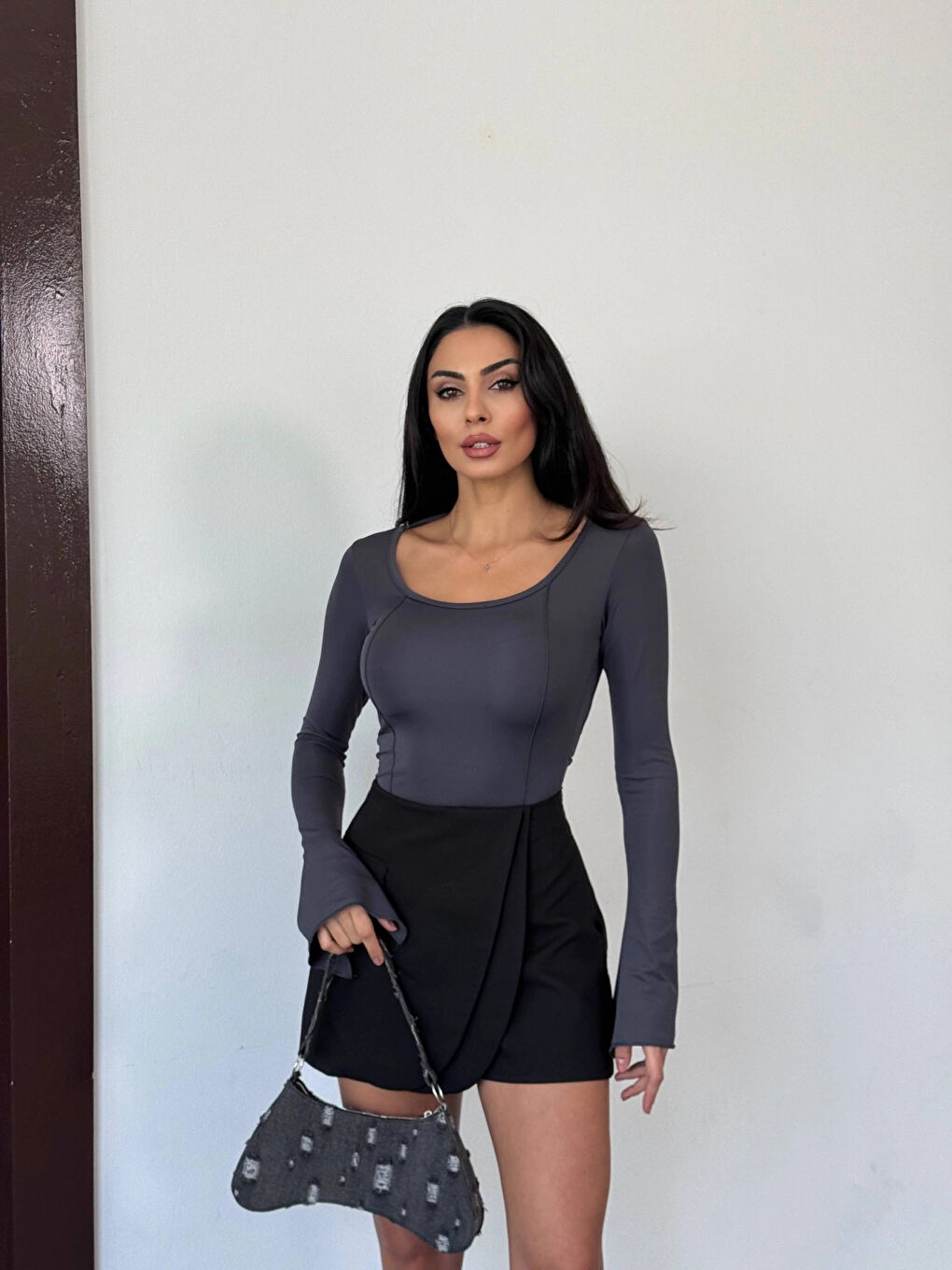 Kadın Antrasit Uzun Kollu Arkası Bağlamalı Fit Kesim Crop Bluz HZL25W-FRY122771