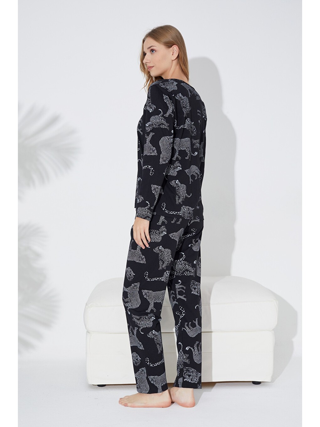 Karışık Siyah Leopar Baskılı Örme Pijama Takım 7613-2