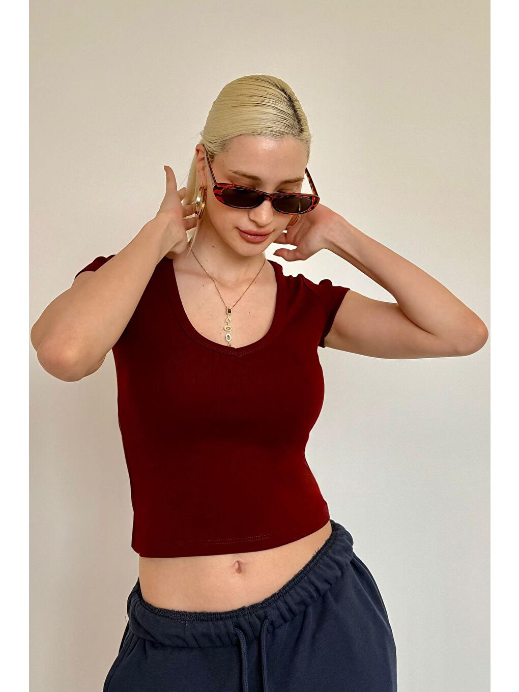 Bordo V Yaka Basic Kadın Tişört Mg2450-3