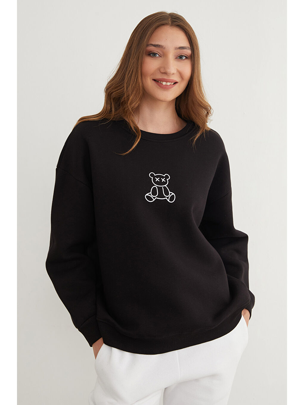 Siyah 3 İplik Ayıcık Baskılı Bisiklet Yaka Sweatshirt