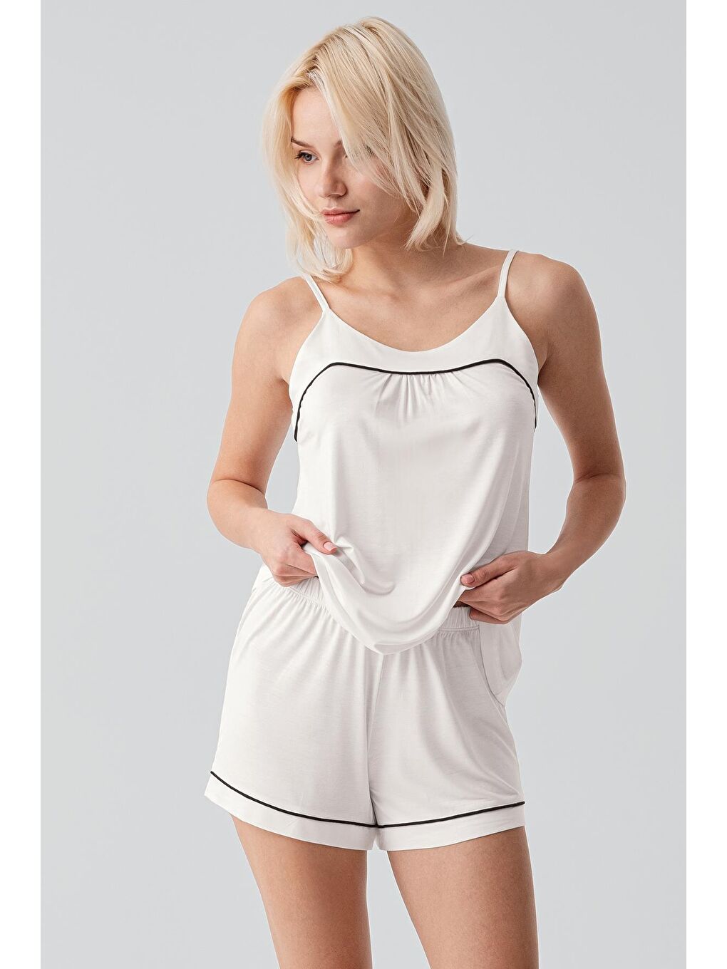 Ekru Askılı Biyeli Elastanlı Esnek Viskoz Soft Şortlu Pijama Takım 19216-3