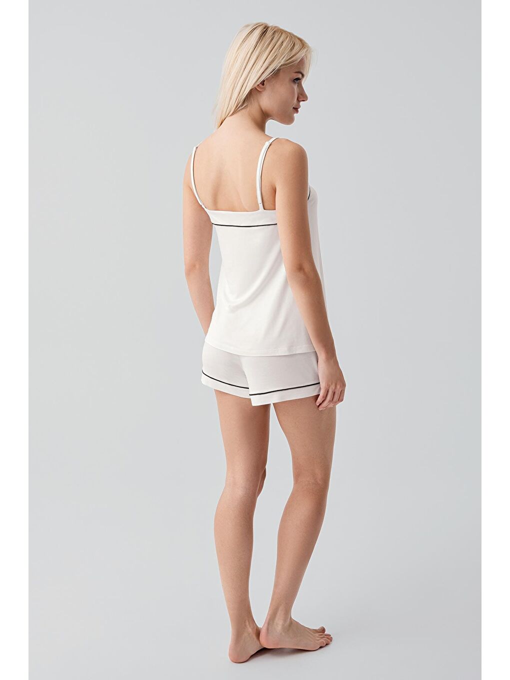 Ekru Askılı Biyeli Elastanlı Esnek Viskoz Soft Şortlu Pijama Takım 19216-4
