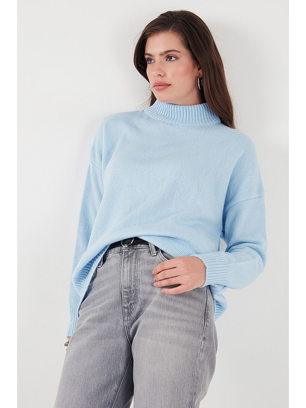 Mavi Premium Oversize Fit Balıkçı Yaka Yumuşak Dokulu Triko Kazak 680KZ00469-5