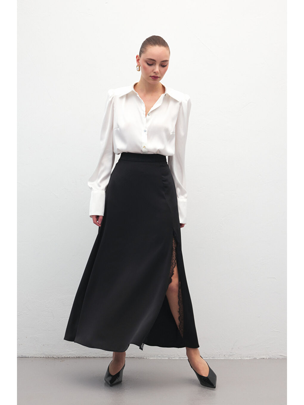 Dantel Detaylı Saten Etek - Siyah-4