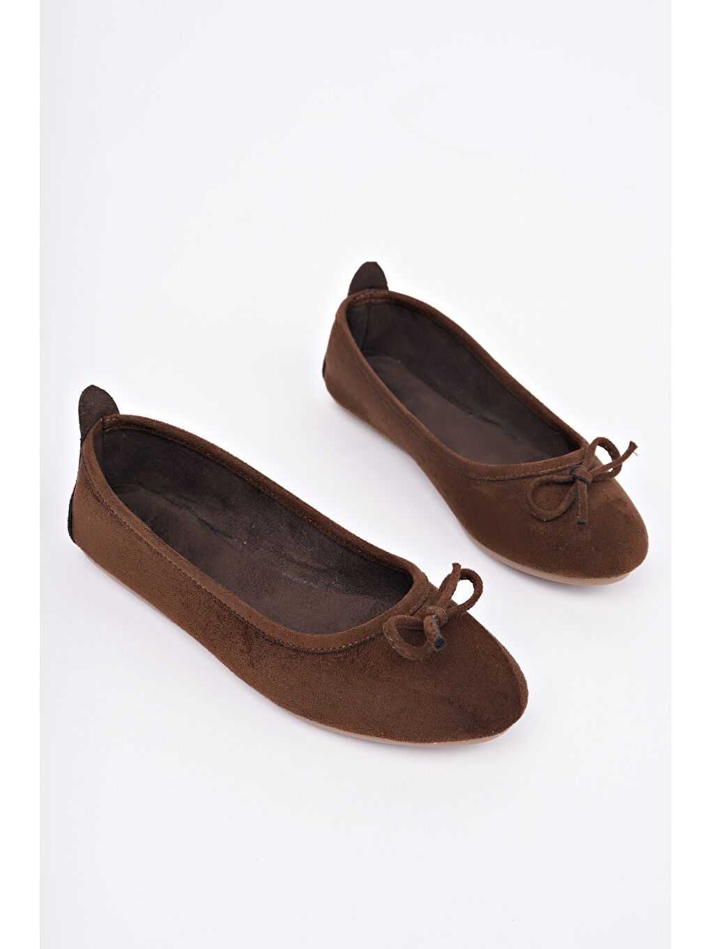 Kahverengi MİU Fiyonklu Kadın Deri Günlük Babet