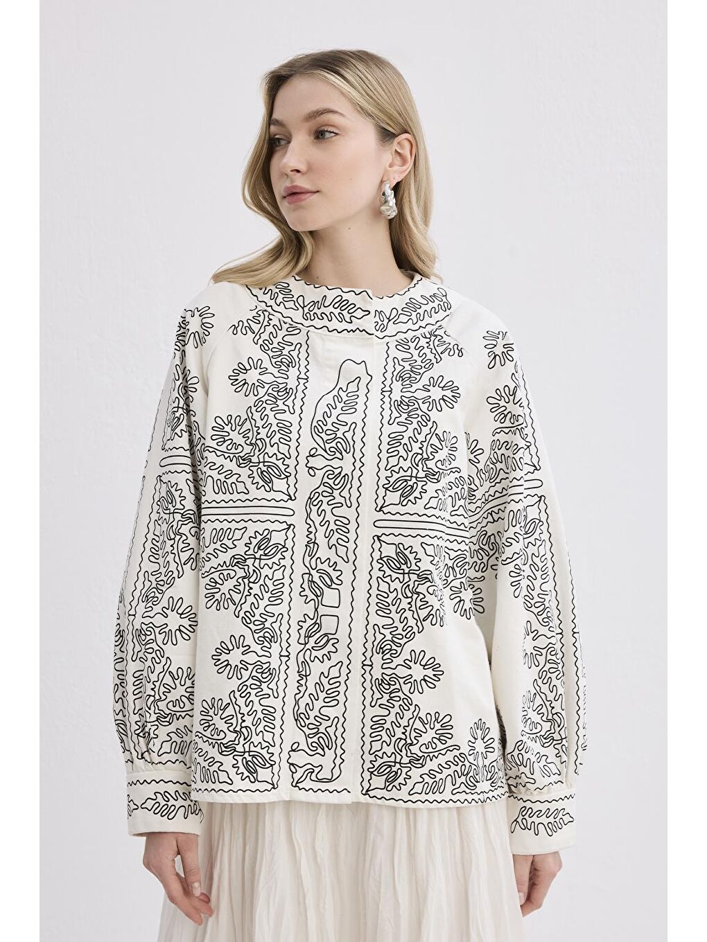 Valdi Etnik Ceket Siyah Nakışlı-1