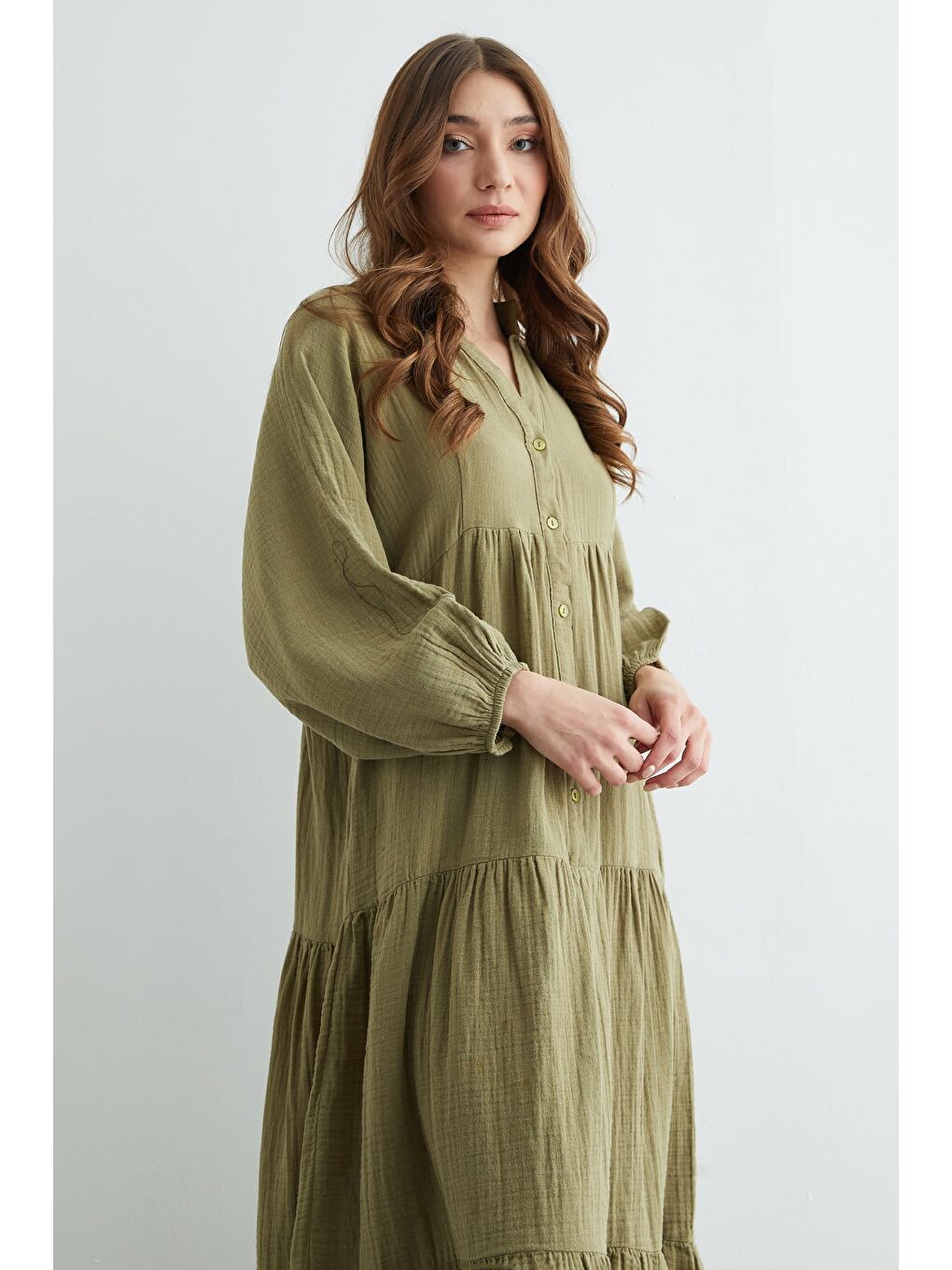 Fullamodest Yarım Düğmeli Hakim Yaka Müslin Elbise-3