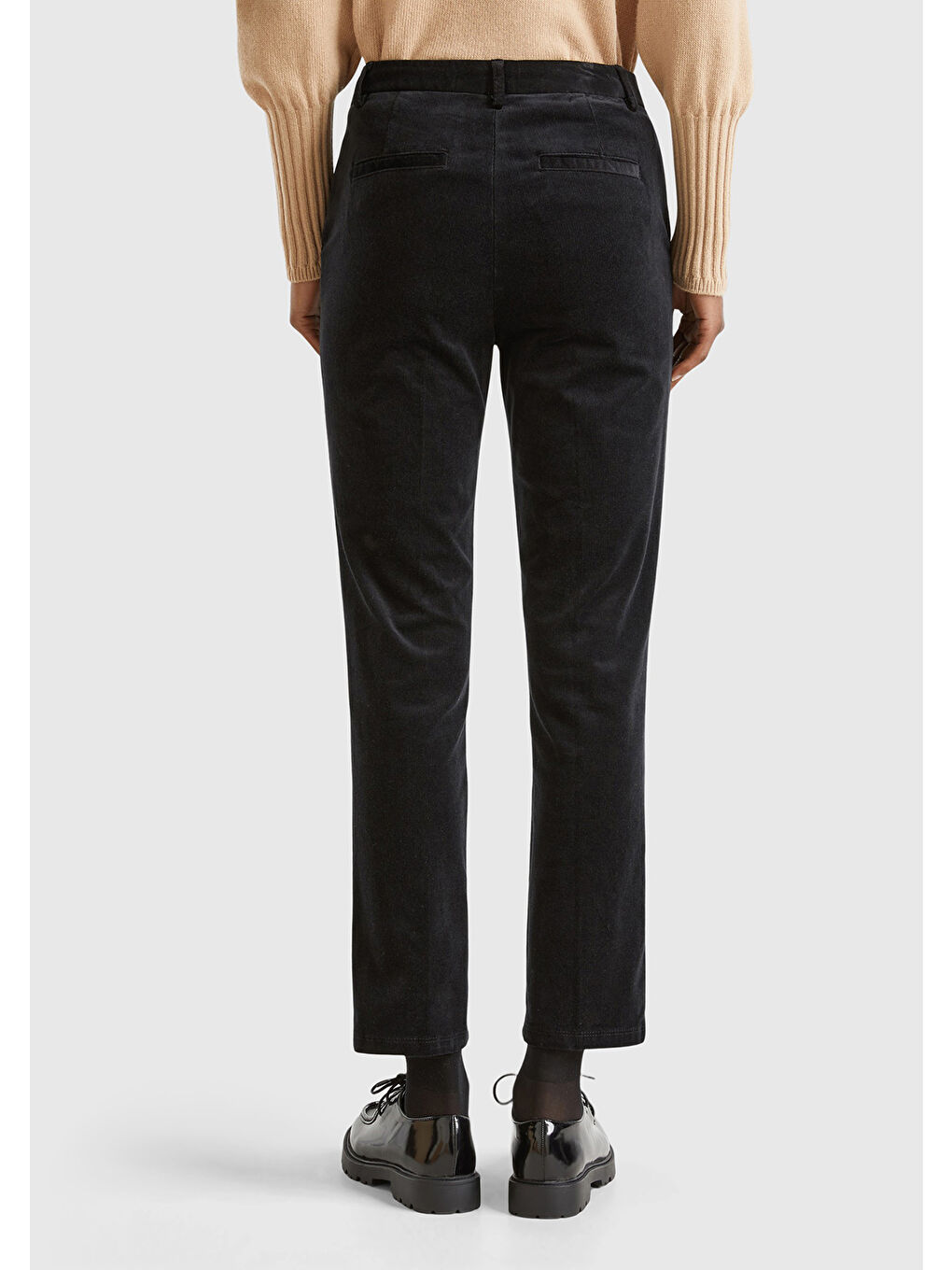 Kadın Siyah Pamuk ve Modal Karışımlı Önü Cepli Kadife Chino Pantolon-1