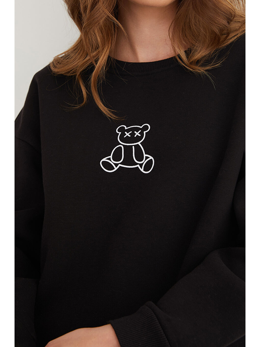 Siyah 3 İplik Ayıcık Baskılı Bisiklet Yaka Sweatshirt-4