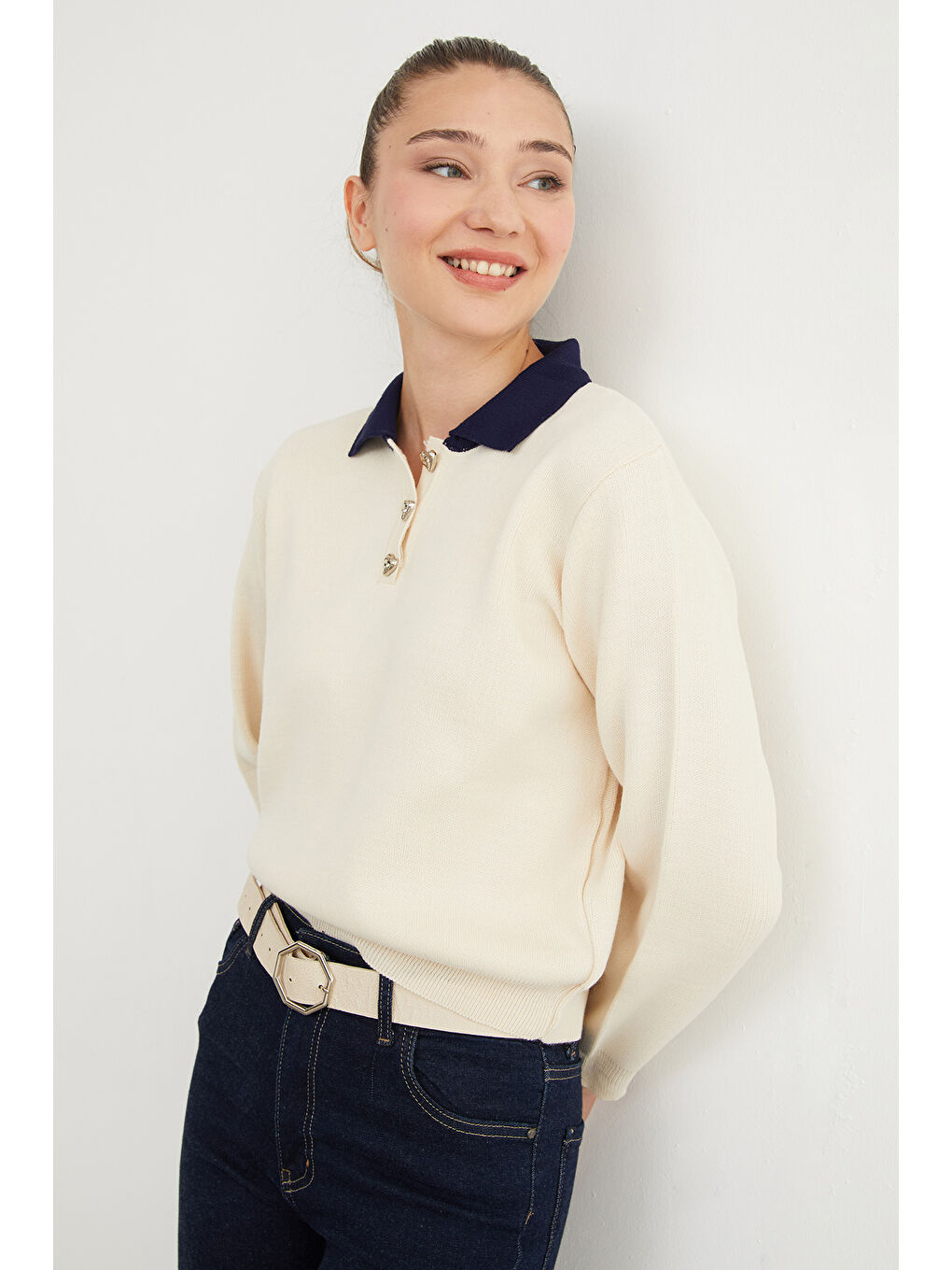 Bej Basic Gömlek Yaka Yarım Düğmeli Triko Kazak-1