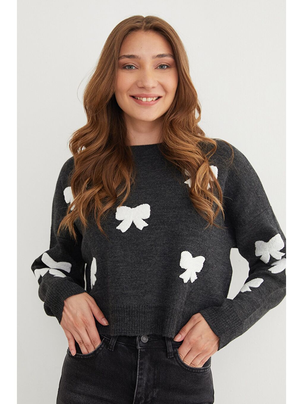 Antrasit Kurdele Nakışlı Bisiklet Yaka Oversize Triko Kazak-2