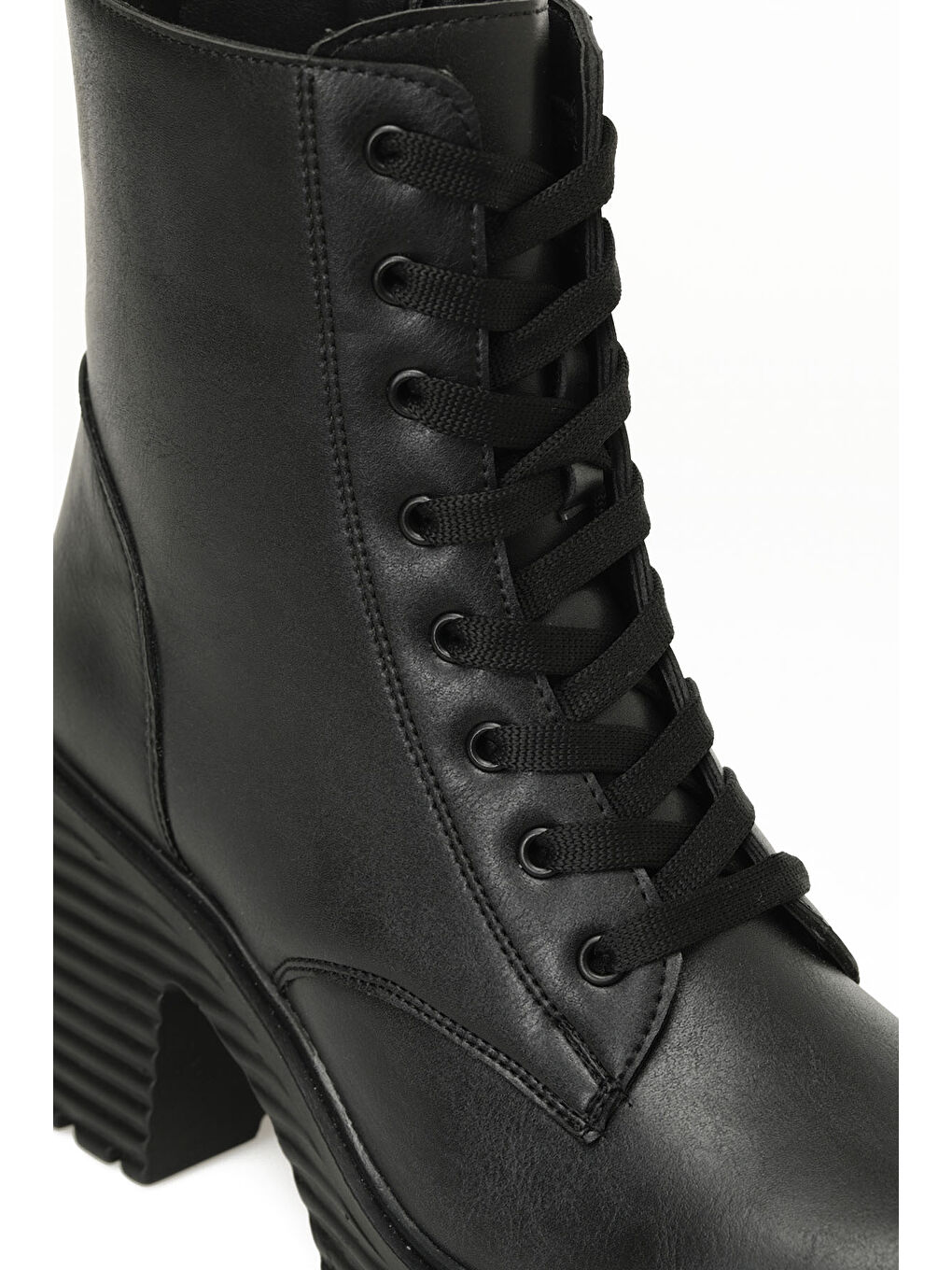 TRX24K-683 4PR Siyah Kadın Topuklu Bot-6