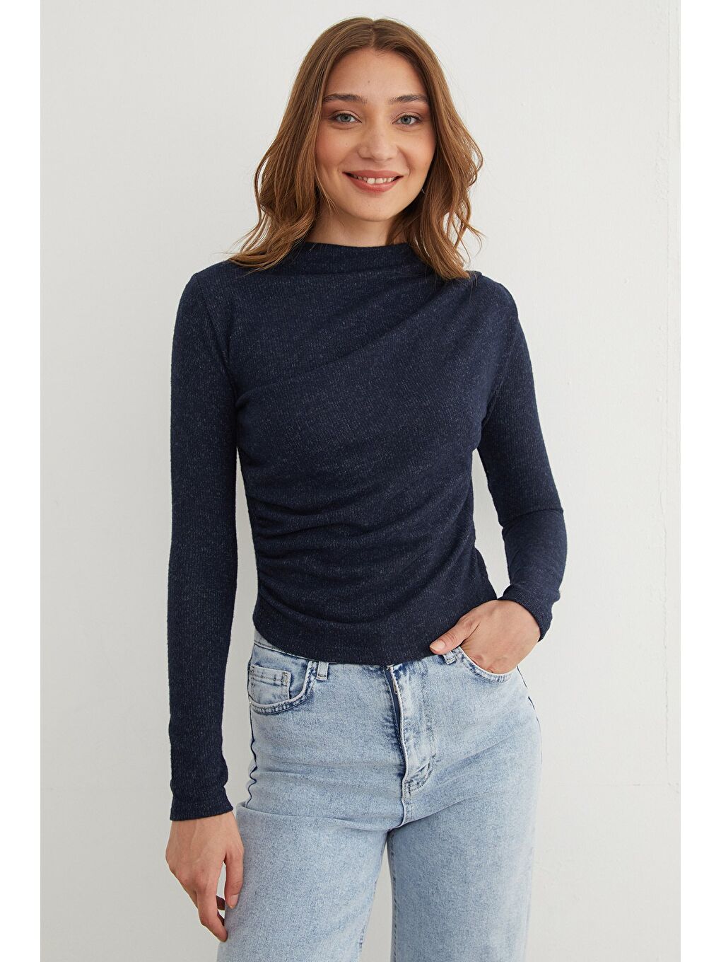 Lacivert Yanı Drapeli Dik Yaka Triko Bluz