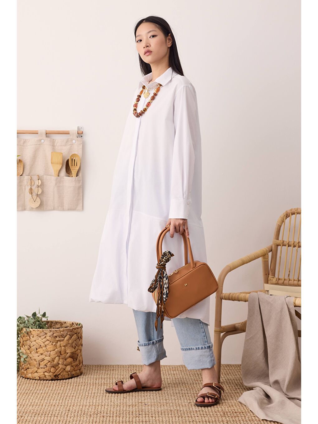 Etek Ucu Balon Gömlek Beyaz-1