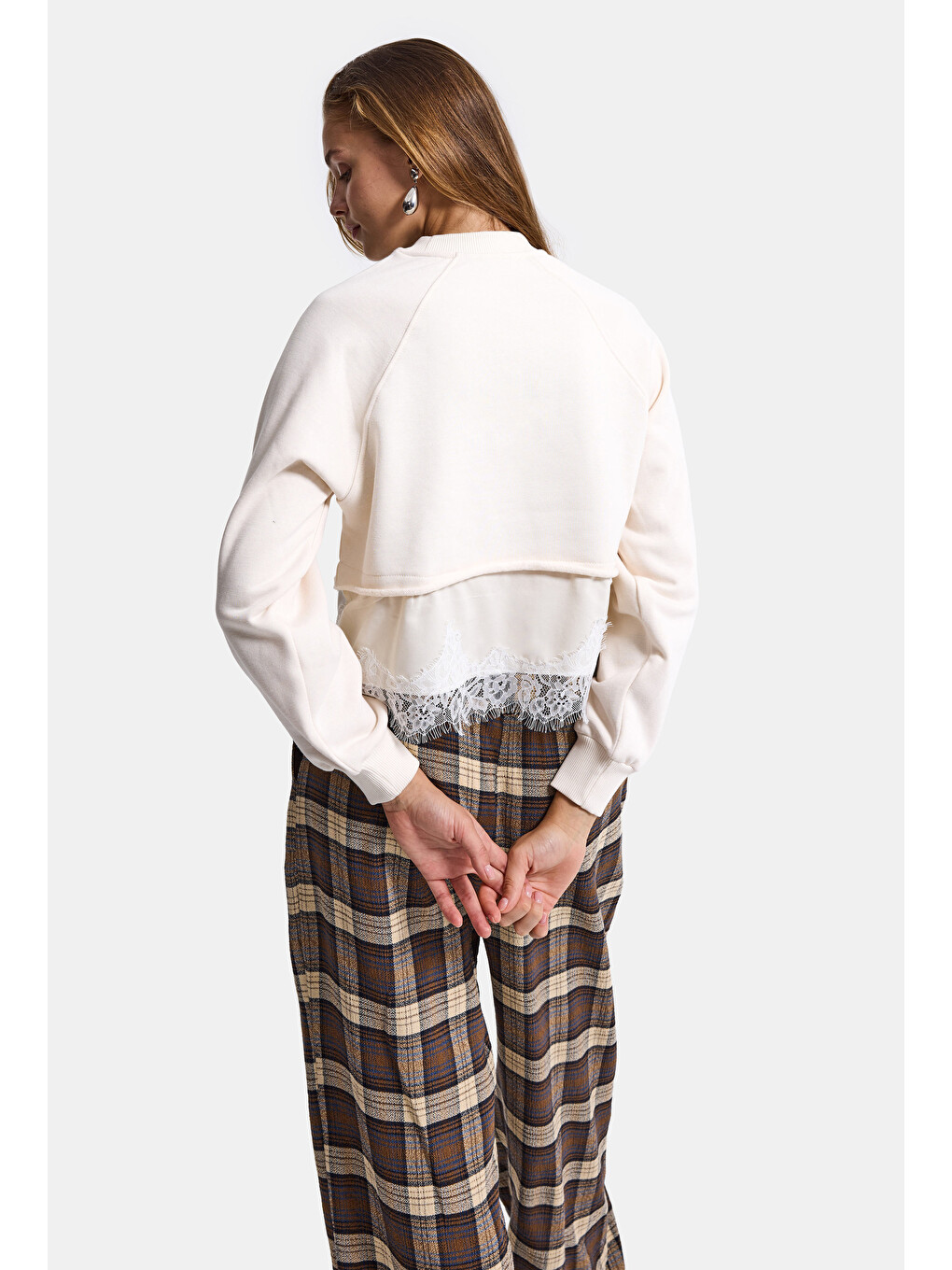 Kadın Bej W6-105 Dantel Detaylı Bol Kesim Tasarım Sweatshirt-4