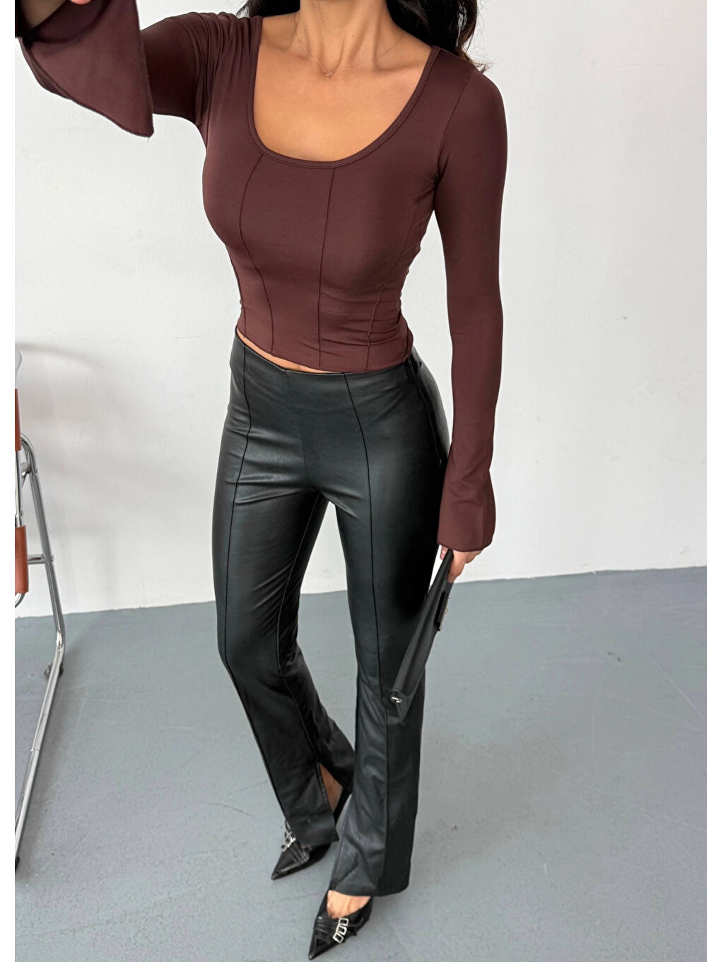 Kadın Kahverengi Uzun Kollu Arkası Bağlamalı Fit Kesim Crop Bluz HZL25W-FRY122771-4