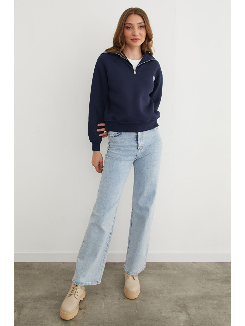 Lacivert 3 İplik Kalp Nakışlı Yarım Fermuarlı Sweatshirt-2