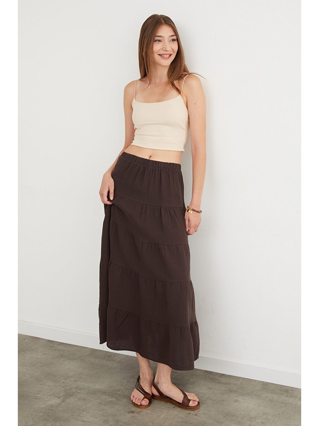 Kahverengi Beli Lastikli Keten Görünümlü Etek