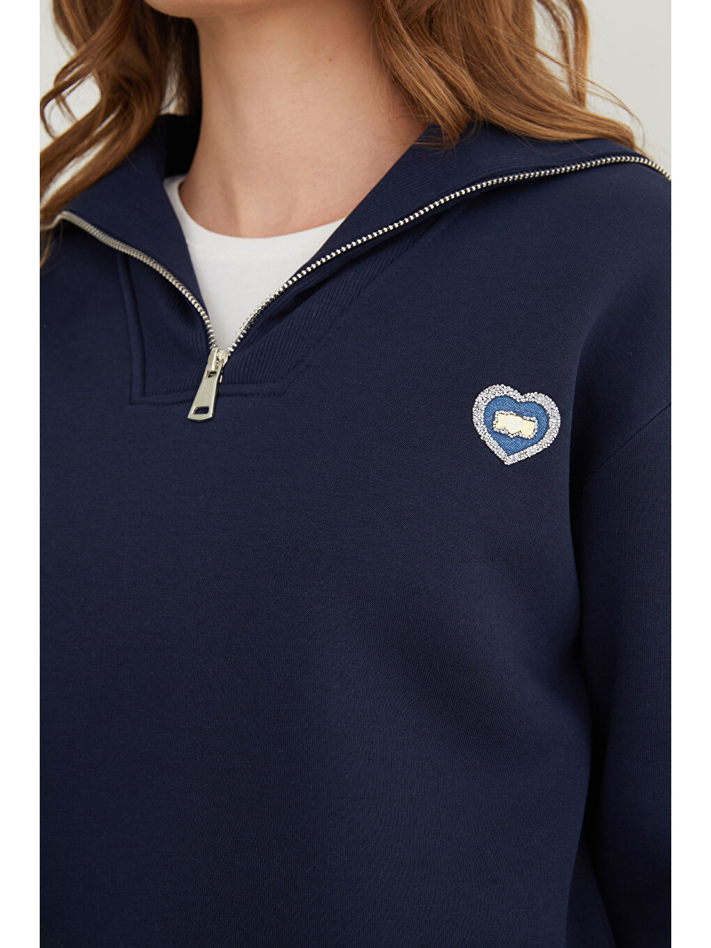 Lacivert 3 İplik Kalp Nakışlı Yarım Fermuarlı Sweatshirt-4