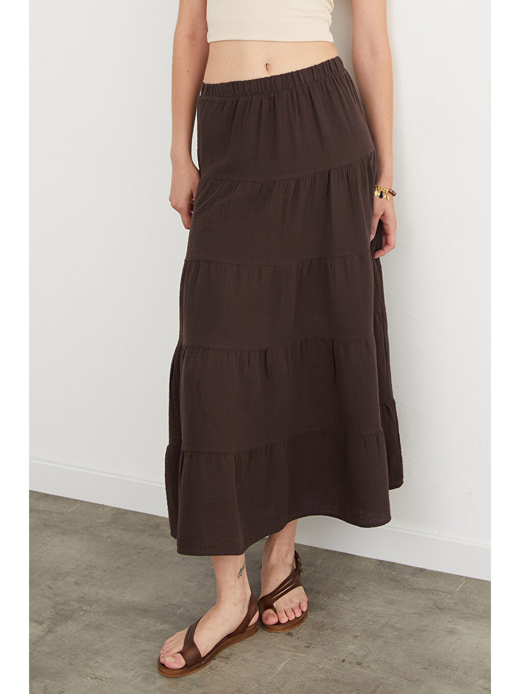 Kahverengi Beli Lastikli Keten Görünümlü Etek-1