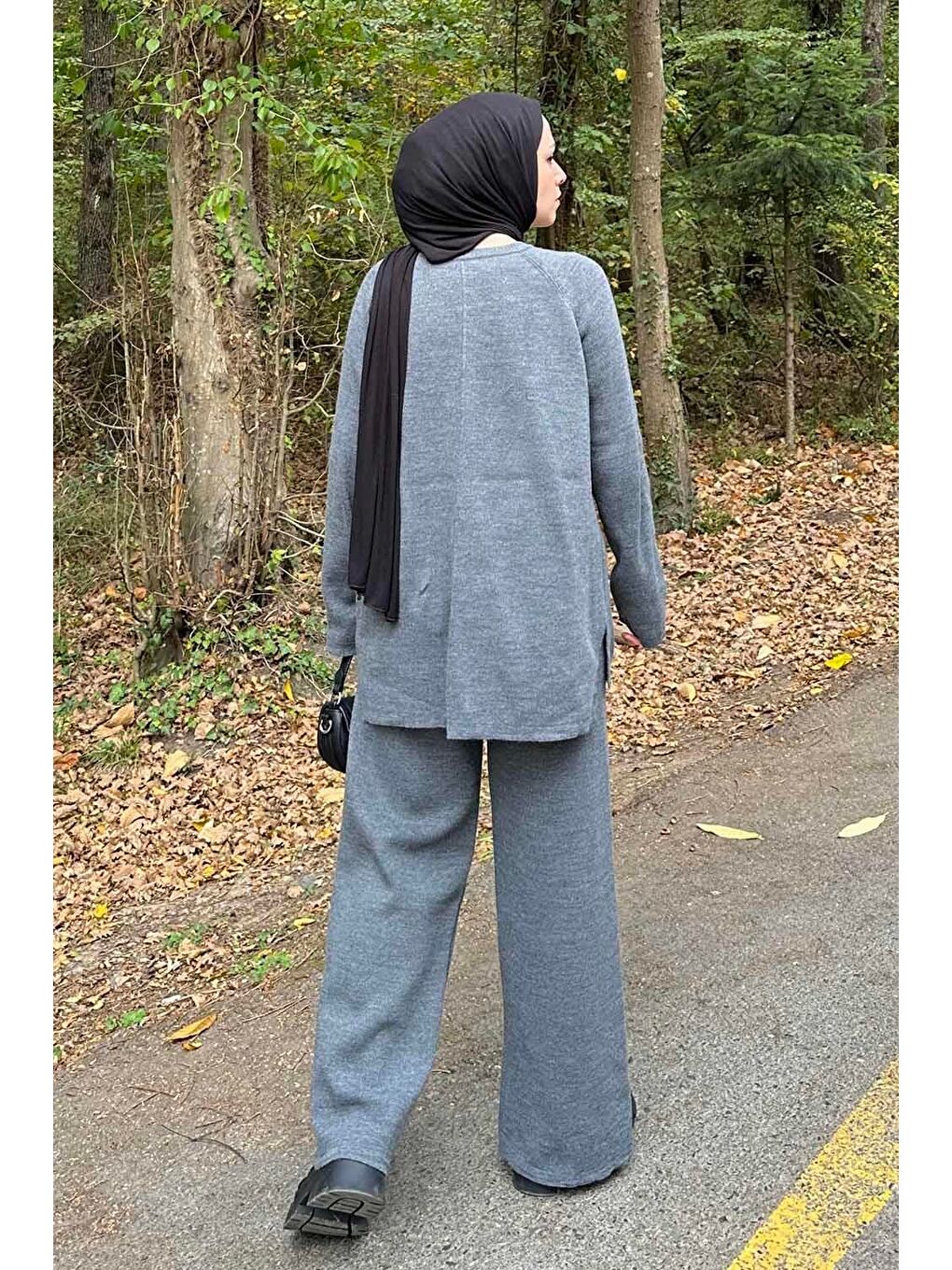 Basic Pantolon Önü Yırtmaçlı Triko Tesettür Takım Gri-3