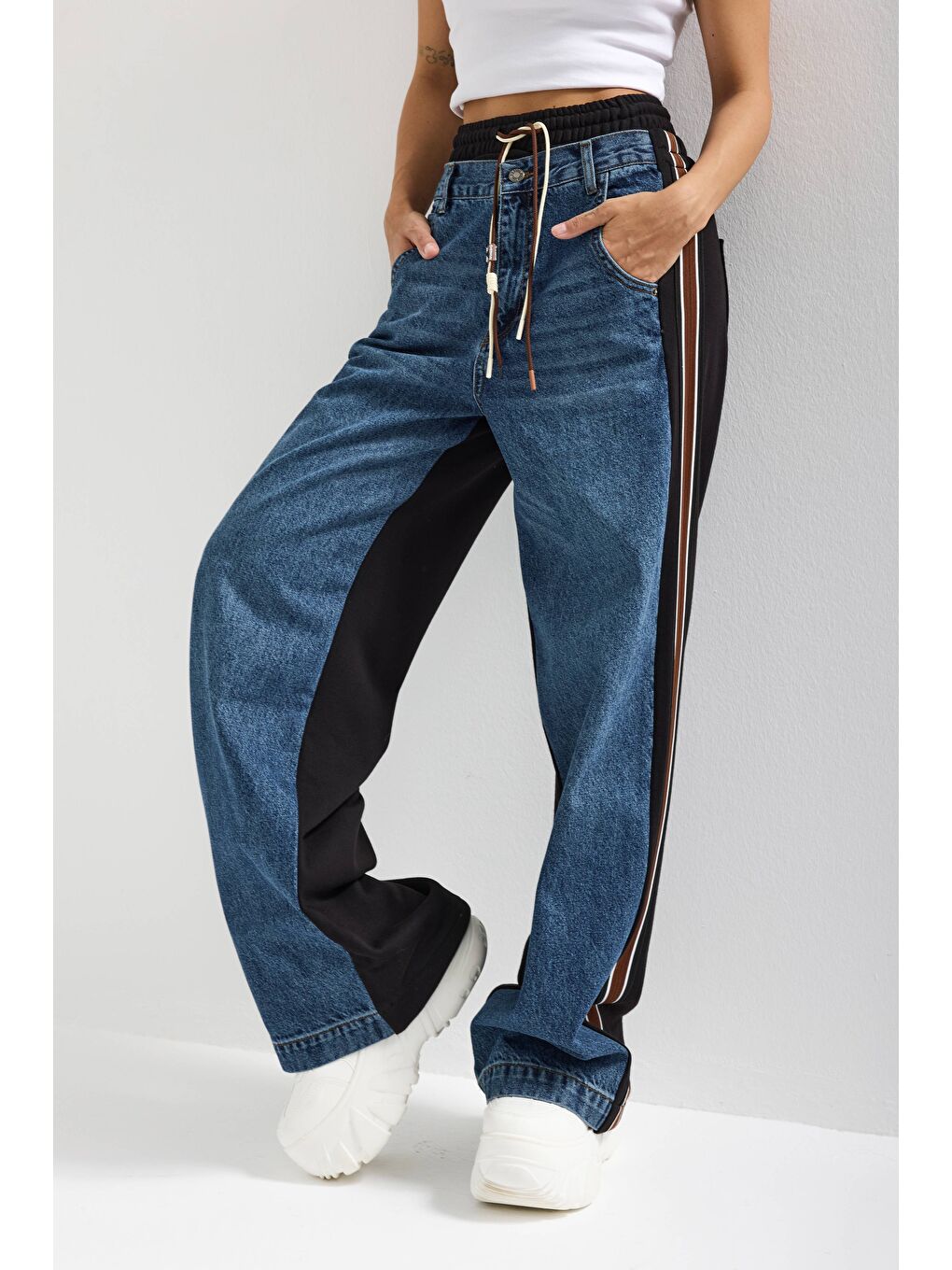 Mavi Kadın Koyu Jean Rengi 2w5-5 Straight Fit Bol Kesim Tasarım Denim Jean-2