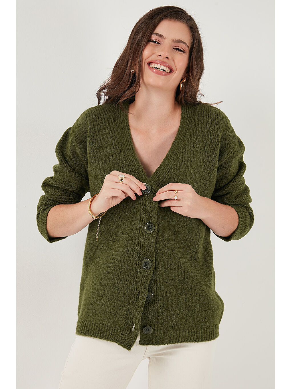 Haki Regular Fit V Yaka Düğmeli Triko Hırka 4616229-5