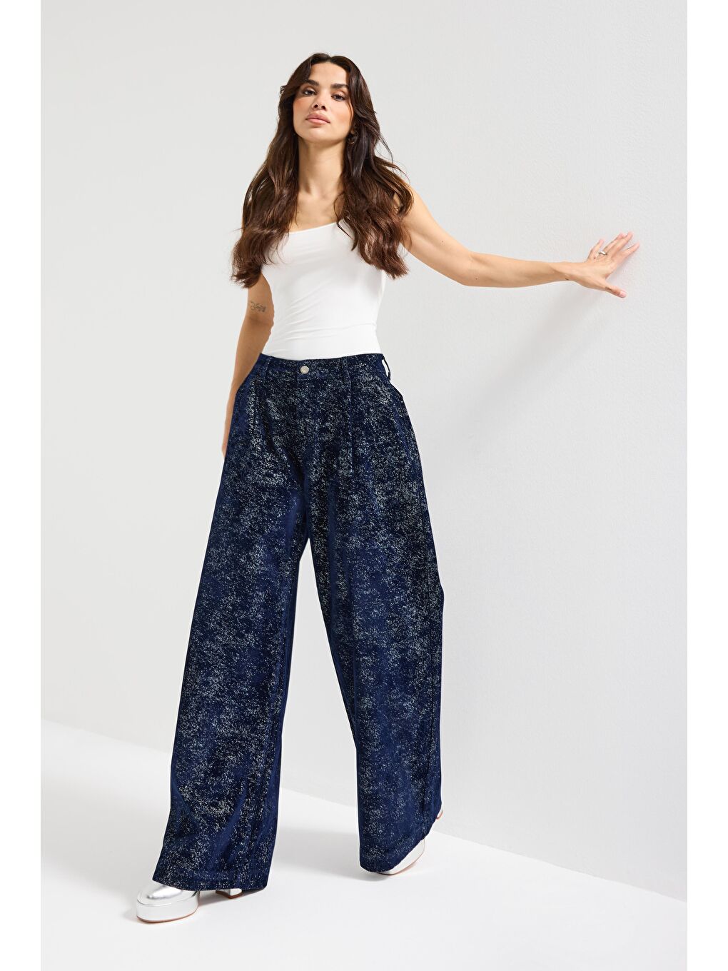 Kadın Koyu Mavi Renk 7w5-56 Midrise Wide Leg Fit Özel Kumaş Tasarım Denim Jean-1