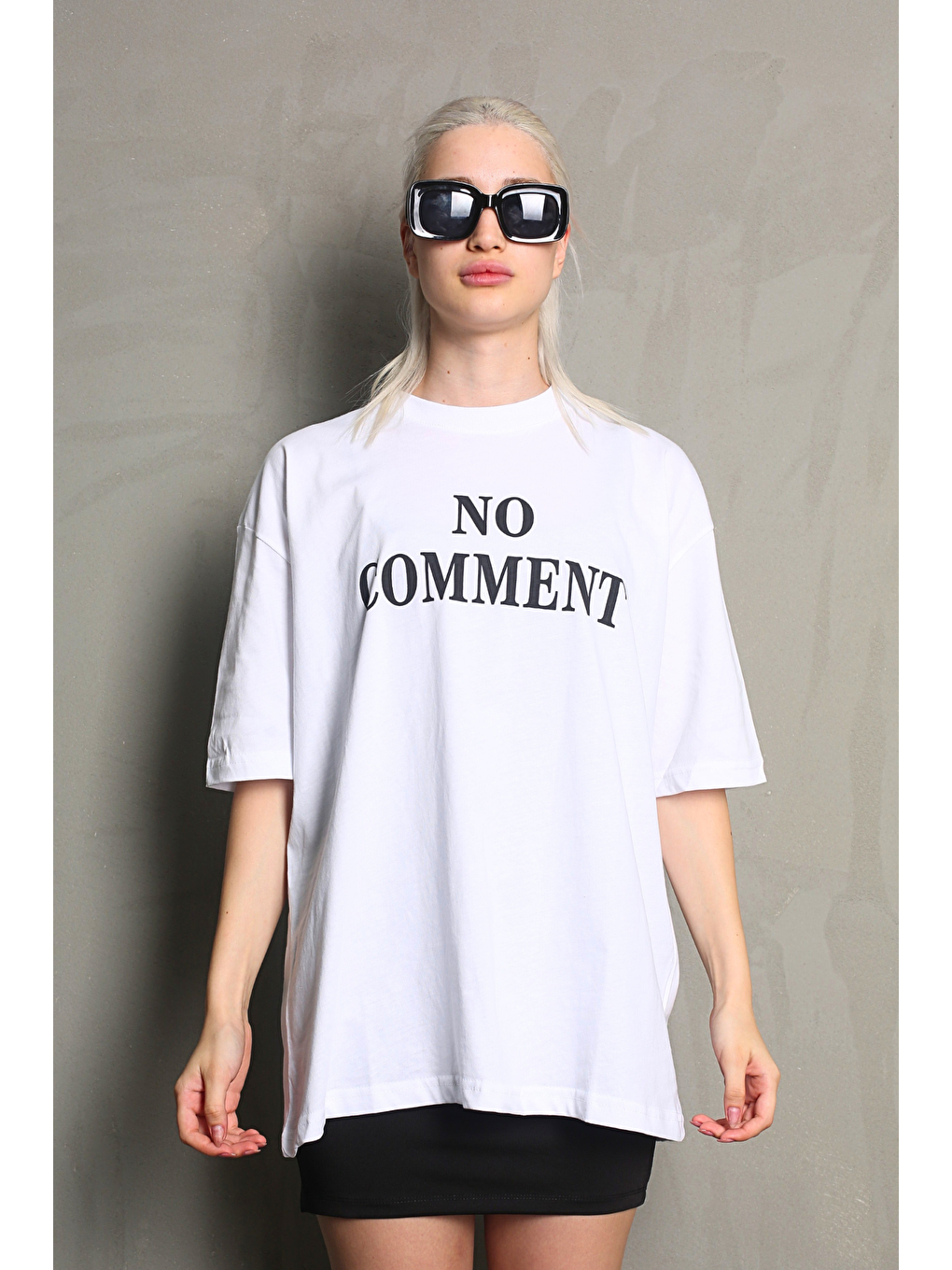 Beyaz Baskılı Bisiklet Yaka Kadın Tişört Mg1763-2