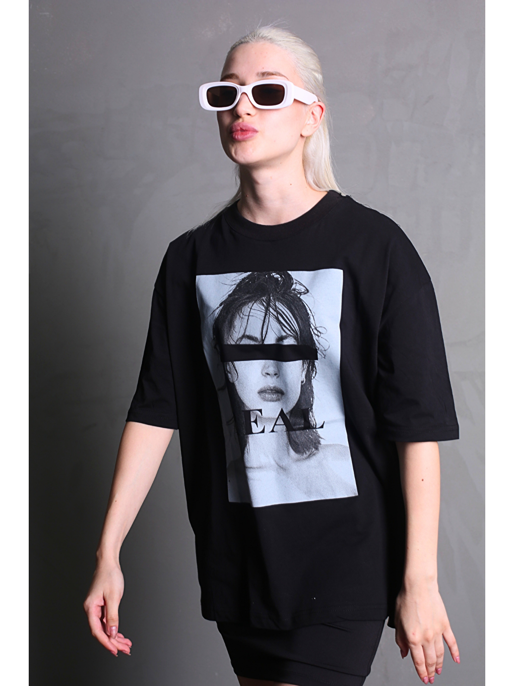 Siyah Oversize Baskılı Kadın Tişört Mg1764-1