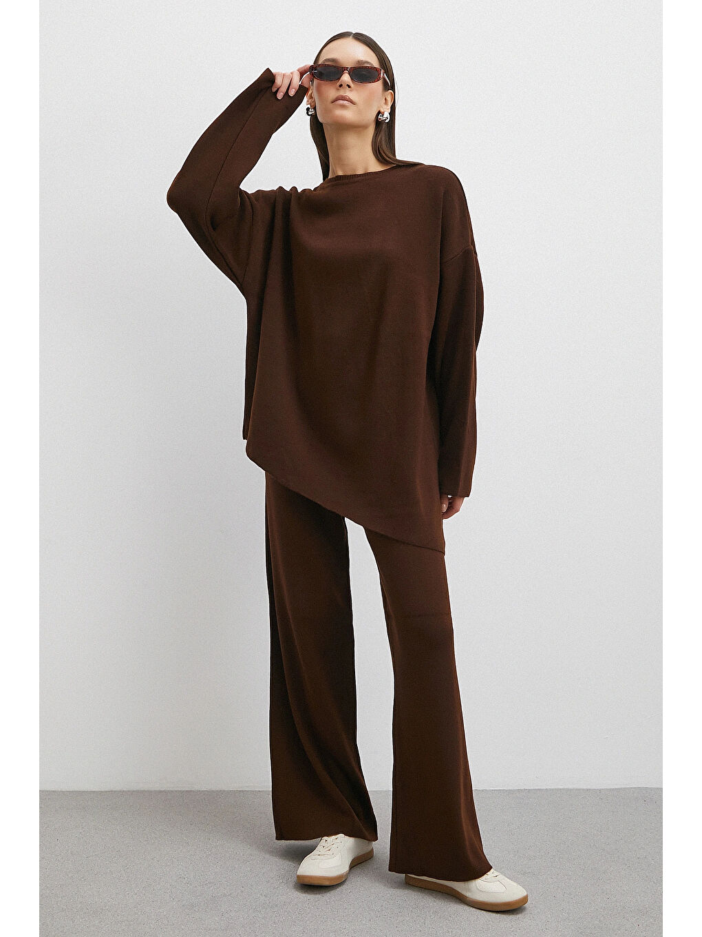 Karışık Eteği Çapraz Pantolonlu Bisiklet Yaka Takım Kahve