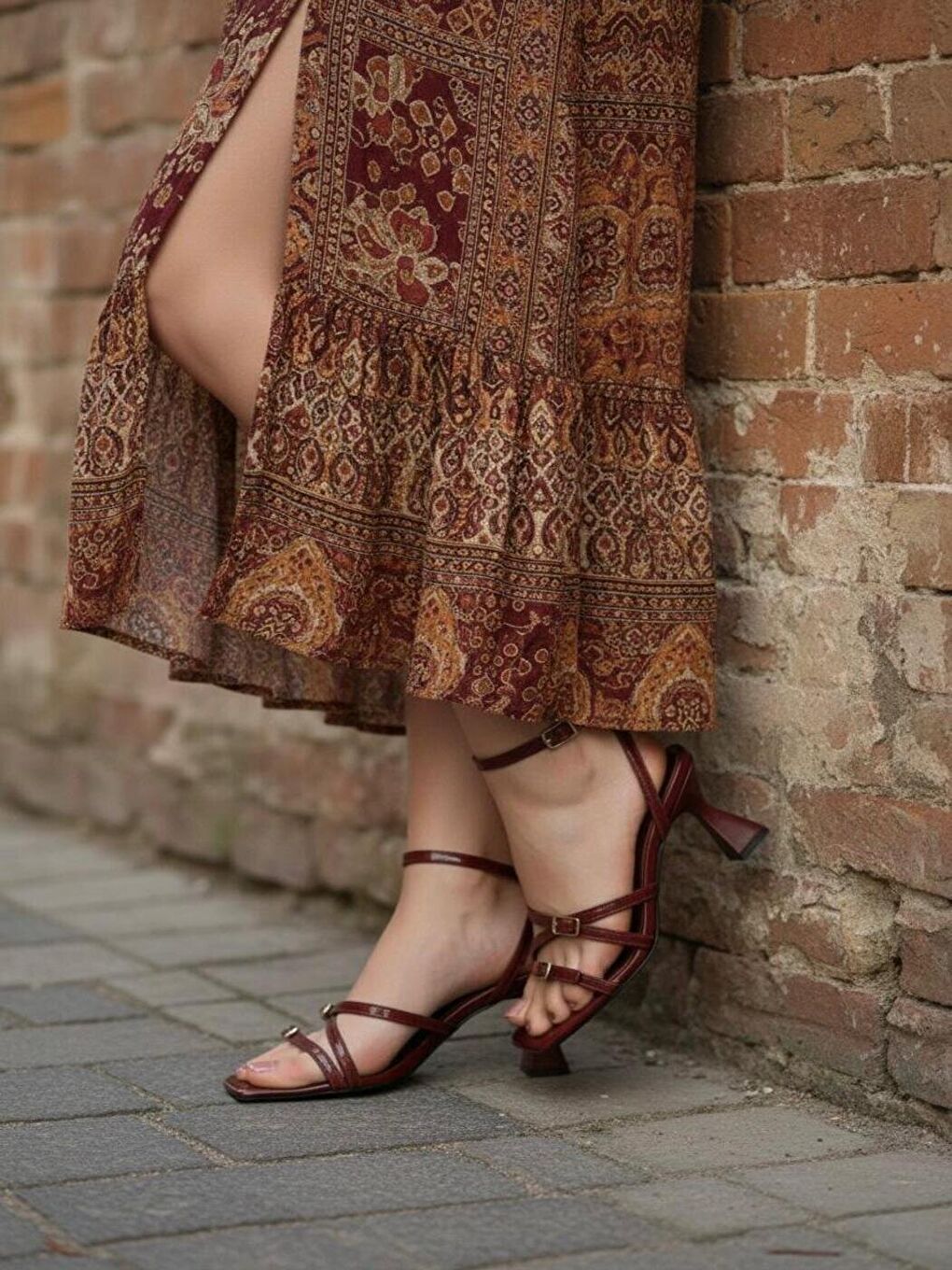 Kadın Adel Bordo Rugan Klasik Topuklu Sandalet-2