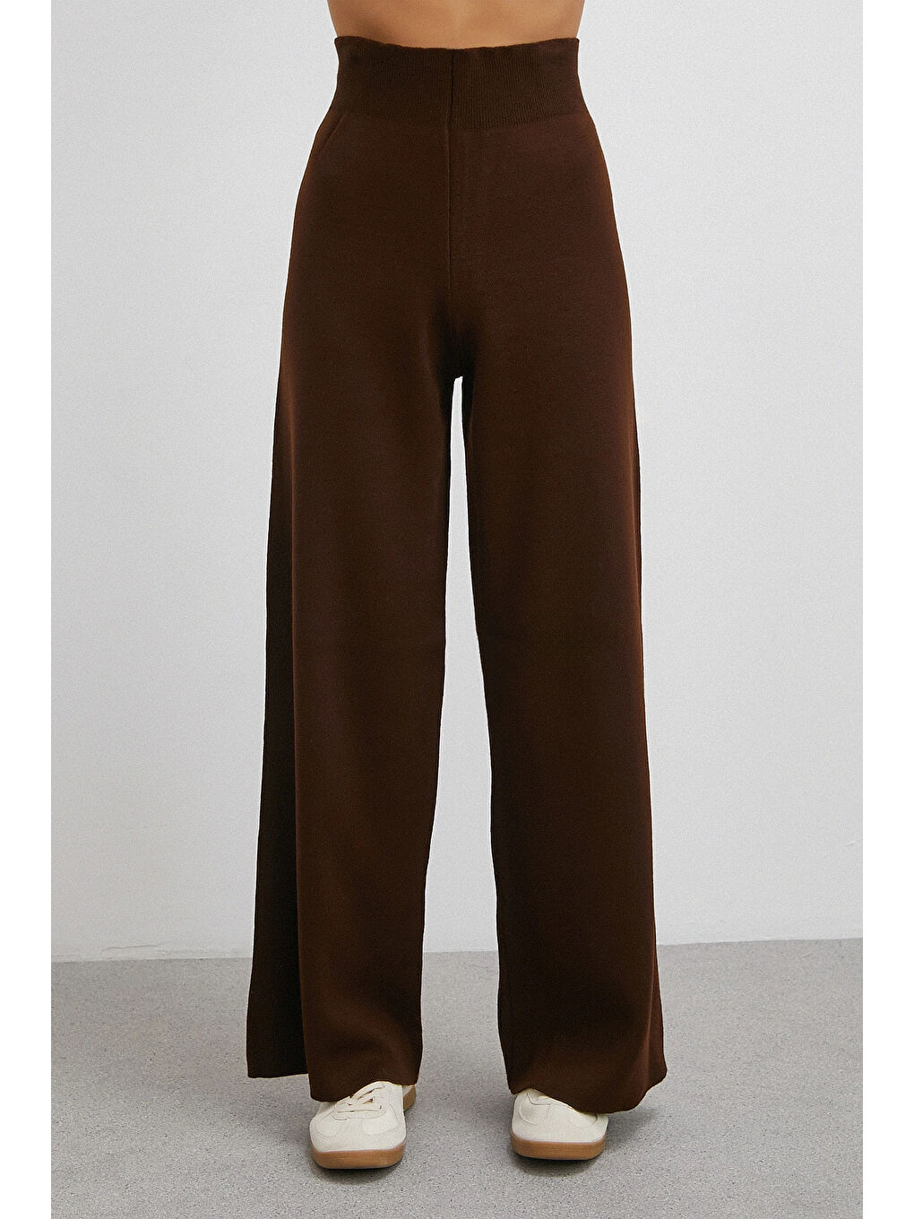 Karışık Eteği Çapraz Pantolonlu Bisiklet Yaka Takım Kahve-4