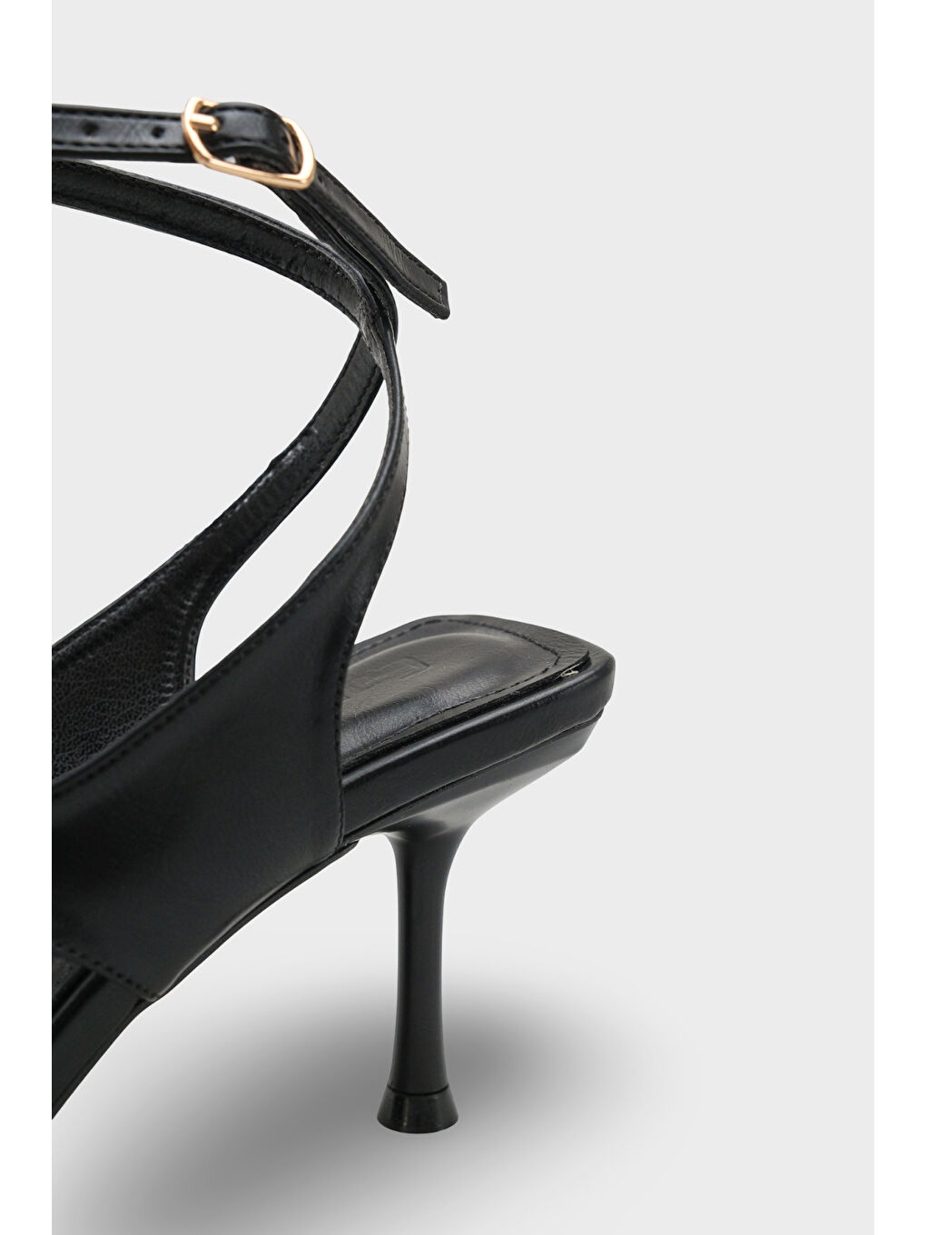 Siyah Suzie Kadın Parmak Arası Topuklu Ayakkabı-3