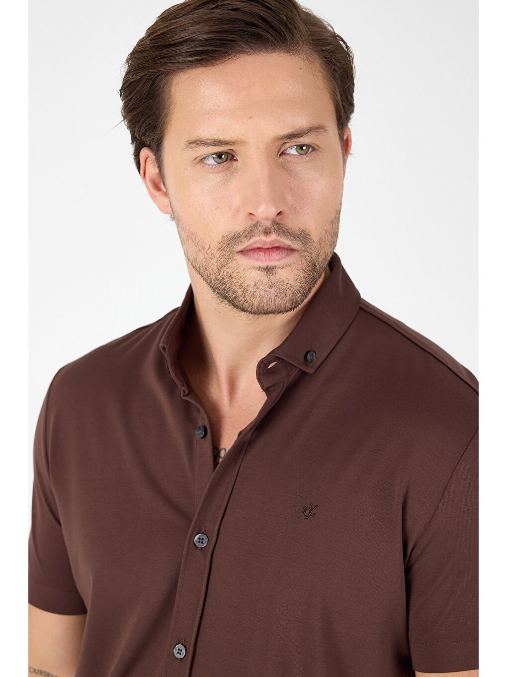 Koyu Kahverengi Kısa Kol Düğmeli Yaka Cepsiz Performans Ürün Slim Fit Büyük Beden Gömlek 1004250256-3