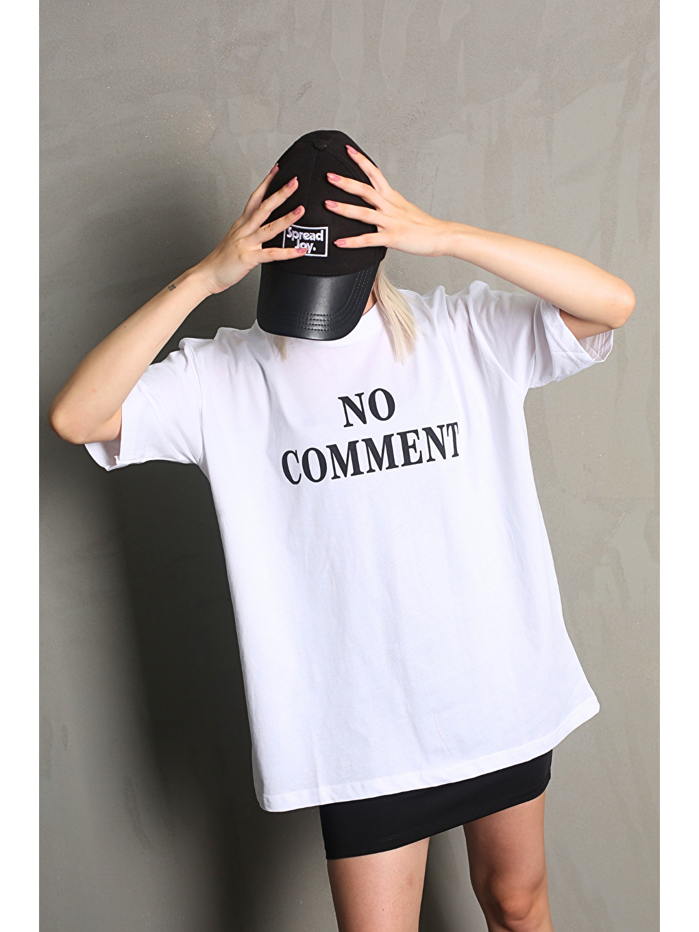 Beyaz Baskılı Bisiklet Yaka Kadın Tişört Mg1763-3