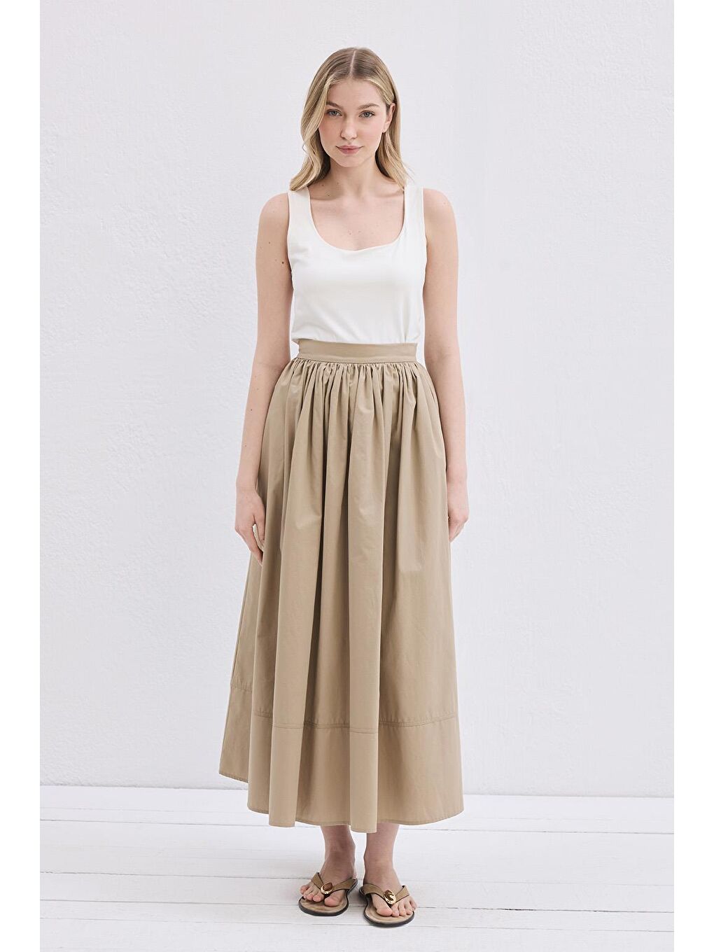 Bej Vera Büzgülü Etek Deve Tüyü-2