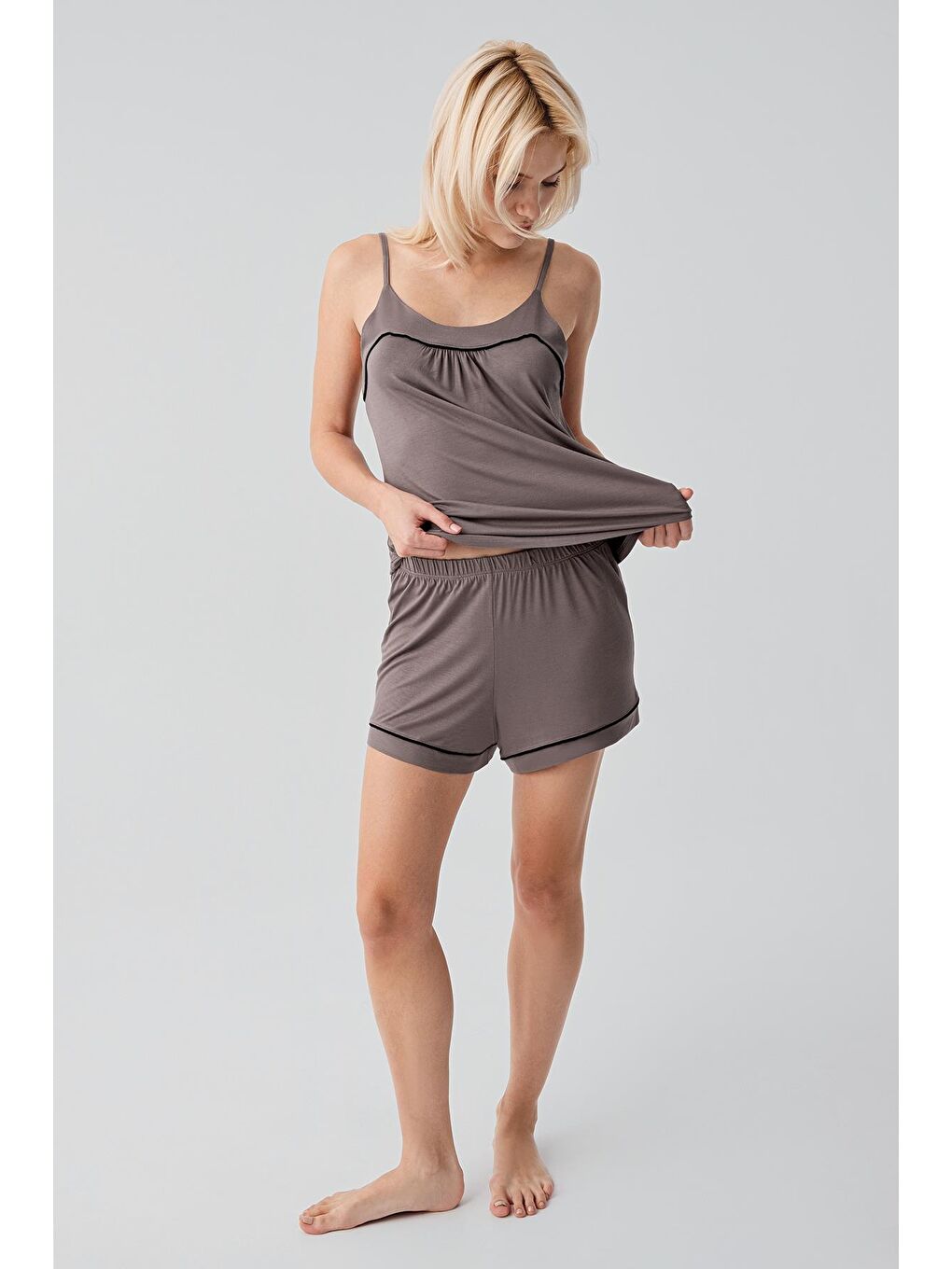 Bej Askılı Biyeli Elastanlı Esnek Viskoz Soft Şortlu Pijama Takım 19216-1