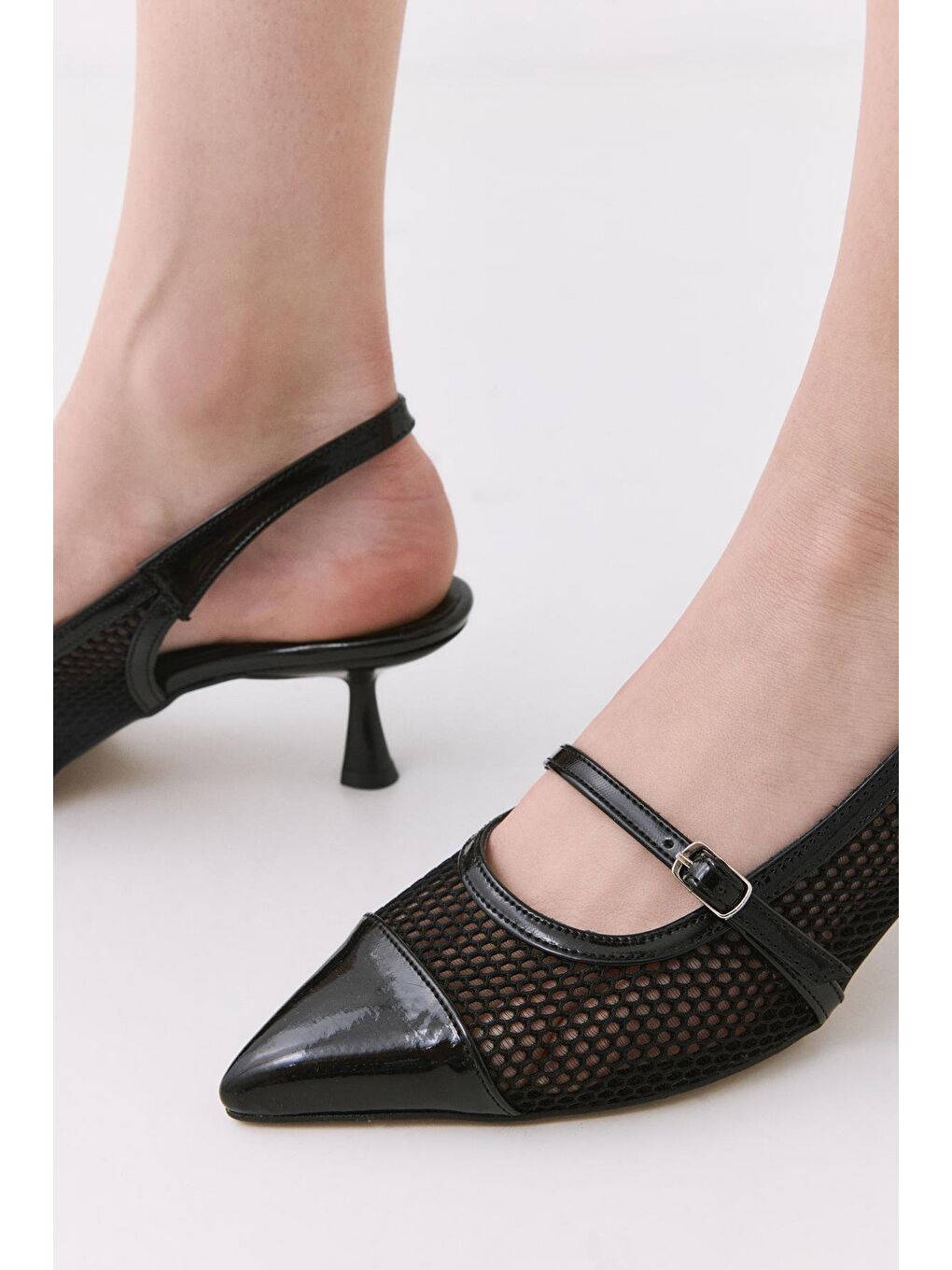 Kadın Rugan Siyah Fileli Stiletto-2