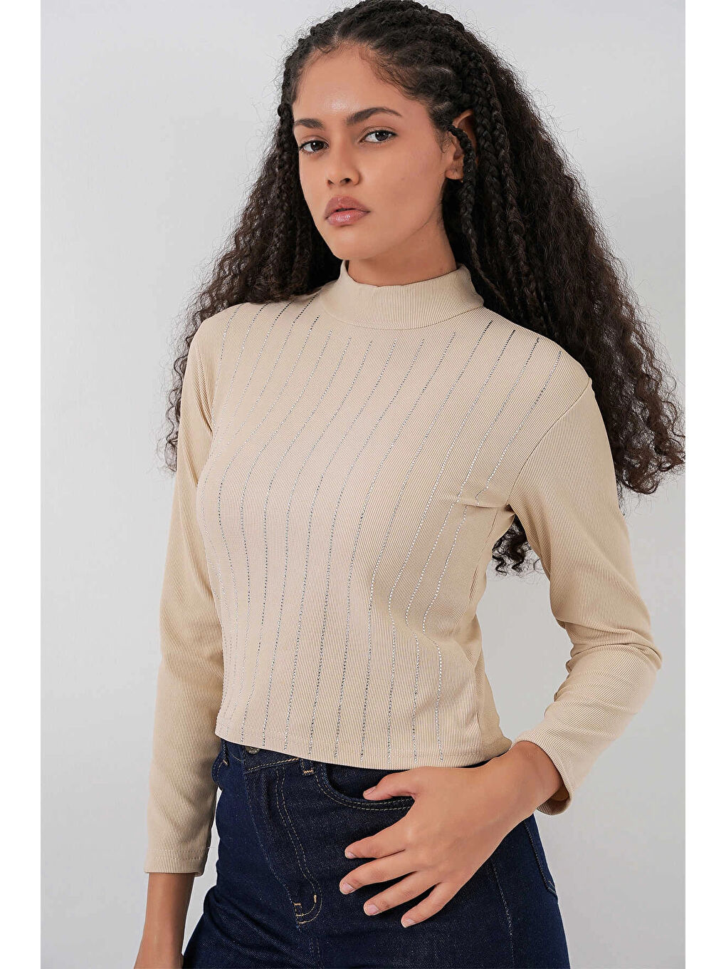 Kadın Bej Yarım Balıkçı Önü Taşlı Body HZL25W-BD19221-1