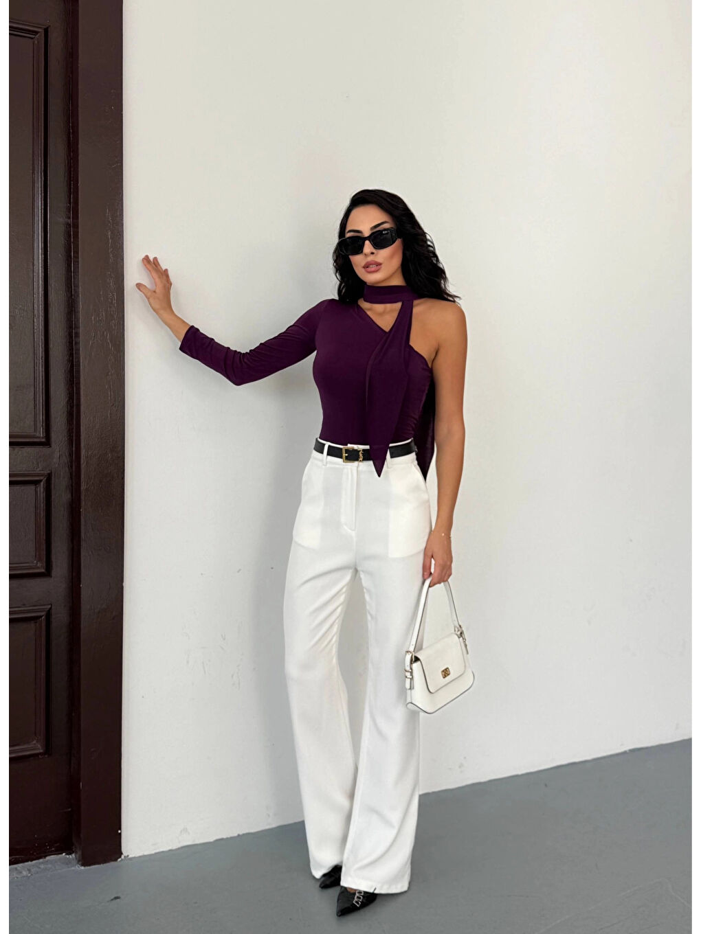 Kadın Mor Fularlı Sandy Kumaş Asimetrik Kesim Bluz HZL25S-FRY123371-4