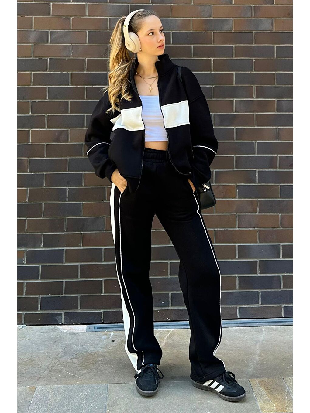 Siyah Dik Yaka Fermuarlı Şeritli Eşofman Takımı Mg2216-6