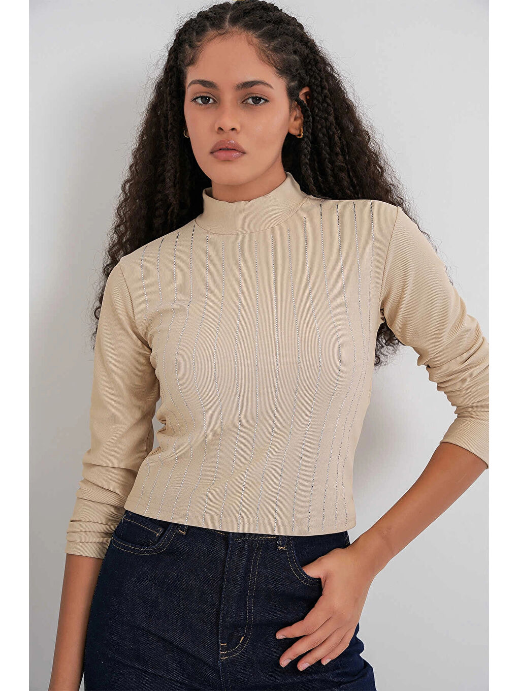 Kadın Bej Yarım Balıkçı Önü Taşlı Body HZL25W-BD19221-2