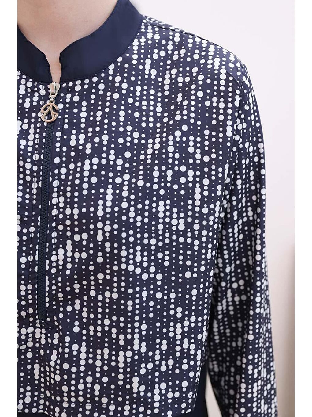 Koyu Lacivert-Dört Parça Fermuarlı Rüzgarlıklı Tesettür Mayo-3