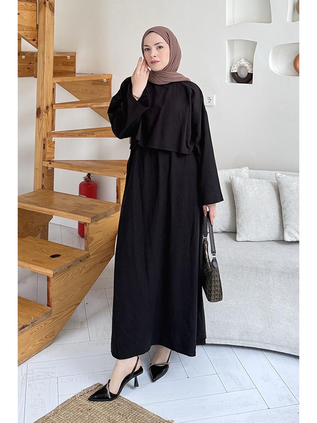 Etekli Tesettür Takım Siyah